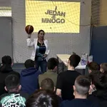 Mozzart uz projekat „I jedan je mnogo“: Prevencija počinje pre nego što problem nastane