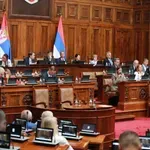 Skupština o amandmanima: Opozicija traži da u rebalans uđe garantovanih 20.000 dinara mesečno za starije bez prihoda
