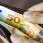 Aποδοχές Ιανουαρίου: Αυτές τις αυξήσεις θα δουν σήμερα οι μισθωτοί του ιδιωτικού τομέα – Τι θα ισχύσει για τις 3ετίες