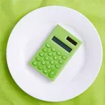 Πώς υπολογίζουμε το πόσες θερμίδες καίμε κάθε μέρα