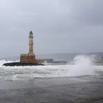 Κρήτη: Έρχονται βροχές, καταιγίδες και θυελλώδεις βοριάδες έως 9 μποφόρ