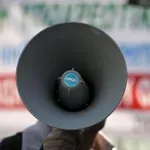 Χανιά: Μαζική η συμμετοχή στο χτεσινό αντιπολεμικό συλλαλητήριο στην Πλατεία της Δημοτικής Αγοράς