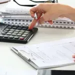 Φοροελαφρύνσεις: Αυτό είναι το πακέτο ελαφρύνσεων έως το 2027 – Στόχος η ενίσχυση της ρευστότητας και η στήριξη των μικρομεσαίων επιχειρήσεων