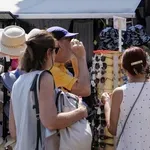 Kρήτη: Οι τουρίστες έρχονται με «μικρότερα» πορτοφόλια – Προσέχουν και το ευρώ