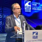 Μαλανδράκης – KEΔE: «Το Κράτος οφείλει να αποδώσει άμεσα τους θεσμοθετημένους πόρους στους Δήμους»