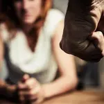 Kρήτη: Ραγδαία αύξηση των περιστατικών βίας κατά παιδιών και γυναικών στο νησί – Το 30% των καταγγελιών εντοπίζεται στα Χανιά