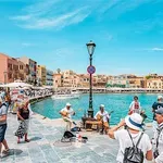 Η Κρήτη κερδίζει την προτίμηση των ταξιδιωτών για το 2026: Έκρηξη 180% από τους Αμερικανούς