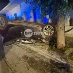 Χανιά: Τροχαίο τα ξημερώματα – Τούμπαρε αυτοκίνητο, δύο επιβάτες εγκατέλειψαν το σημείο