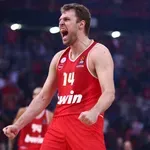 Score More-Win More* για κάθε πόντο του Βεζένκοφ και του Φρανσίσκο από το Pamestoixima.gr