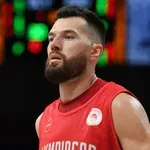 Δύο ομάδες για Πίτερς – «Παρόμοιες προτάσεις, άλλοι ρόλοι»!