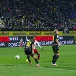 Άρης – Ολυμπιακός: Οι φάσεις που διαμαρτύρονται οι Πειραιώτες (video)