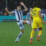 ΠΑΟΚ – Άρης: Φωνές για κόκκινη στον Ιβανούσετς (video)