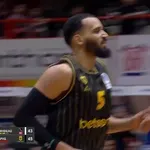 Προμηθέας-Άρης: “Βροχή” τα τρίποντα στην Πάτρα με τέσσερα σερί εκατέρωθεν