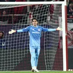 Ολυμπιακός-Μπάγερ Λεβερκούζεν: Ο Τζολάκης νίκησε και τον Σικ