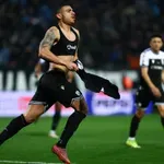 ΠΑΟΚ – Παναθηναϊκός 1-0: Ο Γιακουμάκης ανοίγει το σκορ όντας πεσμένος στο έδαφος! (video)