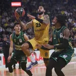 Άρης – Παναθηναϊκός: Αποβλήθηκε ο Χολμς για έντονες διαμαρτυρίες (video)