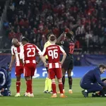 Ολυμπιακός – Μπάγερ Λεβερκούζεν: Η σφοδρή σύγκρουση Ρέτσου – Πιρόλα (video)