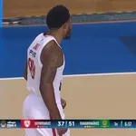 Ολυμπιακός – Παναθηναϊκός: Ο Τζόουνς “απαντά” στο κάρφωμα του Χέιζ – Ντέιβις! (video)