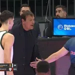 Παναθηναϊκός – Ολυμπιακός: Έξαλλος ο Αταμάν στο φινάλε του ντέρμπι! (video)