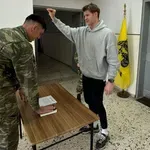 Ολυμπιακός: «Περιμένουμε φωτογραφία από τη στρατιωτική θητεία του Δημήτρη Γιαννακόπουλου»