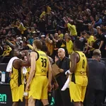 ΑΕΚ: «Η Βασίλισσα σας θέλει δίπλας της» – Τα εισιτήρια με Μπανταλόνα!