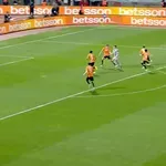 ΠΑΟΚ-ΟΦΗ: Μόνος του κόντρα σε… όλους ο Τάισον, άουτ το σουτ του! (video)