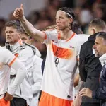 Ολλανδία: Το «περιπετειώδες» 50ό παιχνίδι του Βέχορστ και το… μήνυμα στον αδελφό του Κούμαν!