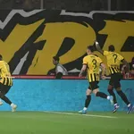 ΑΕΚ – Ολυμπιακός 1-1: Ισορροπία με υπέροχο γκολ του Κοϊτά (video)