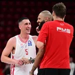 Ολυμπιακός: Λαρεντζάκης, Χολ και Πίτερς για το Final Four της Αθήνας (video)