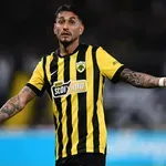 ΑΕΚ – Ολυμπιακός: Αποθέωση και χειροκρότημα για Περέιρα (video)