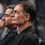 Μπαρτζώκας: “Έγιναν πράγματα που δεν έπρεπε να γίνουν για το επίπεδό μας…” (video)
