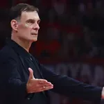 Μπαρτζώκας: “Δεν υπάρχει κανένας Μπαρτζώκας μπροστά στον Ολυμπιακό”! (video)