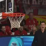 Ολυμπιακός – Παναθηναϊκός: Ο Σορτς δεν έχει αντίπαλο και εξοργίζει τον Μπαρτζώκα! (video)
