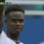 Γαλλία-Αγγλία 0-4: Ο Σάκα σκοράρει και πάλι, τέσσερα γκολ και… ημίχρονο!