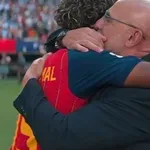 Η… πατρική αγκαλιά του Ντε Λα Φουέντε στον Γιαμάλ! (video)