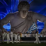 Μεσογειακοί Αγώνες: Με Σίσκο και Πρεβολαράκη η Ελλάδα άνοιξε την παρέλαση της τελετής έναρξης (video)