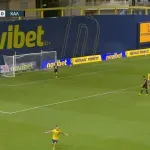 Παναιτωλικός – Καλαμάτα 2-0: «Κλείδωσε» τη νίκη με ΓΚΟΛΑΡΑ του Σουμά! (video)