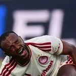 Βόλος – Ολυμπιακός: Σοκαριστικός τραυματισμός του Ελ Κααμπί (video)