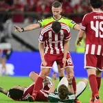 Ολυμπιακός – Παναθηναϊκός: Τραυματίστηκε ο Πουέρτα σε μονομαχία με τον Αντίνο – Αψιμαχία με Φρόιλερ! (video)