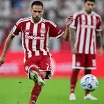 Ολυμπιακός – Παναθηναϊκός: Απευθείας εκτέλεση φάουλ του Φορτούνη! (video)