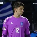Ελλάδα – Γερμανία: Σπουδαία επέμβαση Τζολάκη στη βολίδα του Ράουμ (video)
