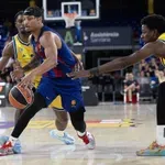 Mπαρτσελόνα-Μακάμπι 90-87 : Buzzer τρίποντο του Ρόμπινσον, τρίτη νίκη και τώρα ο Ολυμπιακός