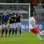 Ελλάδα – Ολλανδία: Απευθείας εκτέλεση φάουλ του Φίρμαν! (video)