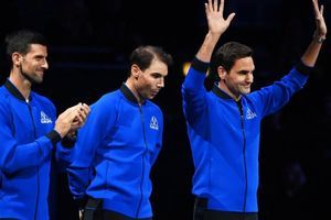 ZBOG OVOGA JE ĐOKOVIĆ VELIKI: Ono što je učinio za Federera prepričavaće se danima (VIDEO)