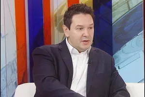 Šarović: Ne samo RTS i RTV, nego svi da rade po zakonu