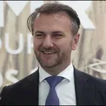 Pokrenuta peticija za smenu Ostoje Mijailovića