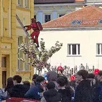 Ученици и ватрогасци на заједничкој вежби евакуације