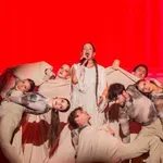 Matevž Česen. Aria Nine Pušlar je nosila svojo zgodbo tako v plesnem kot vizualnem smislu in s tem smo želeli pri publiki prebuditi čustva, ki jih nosijo Ninine pesmi!