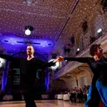 Danes v Paradi plesa. Ekskluzivna reportaža s tekmovanja LjubljanaBall v organizaciji Andreja Škufce in njegove žene Melinde, ki sta tudi zaplesala! Zakaj pa ni bilo slovenskih parov?