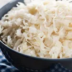 8 presenetljivih koristi kislega zelja